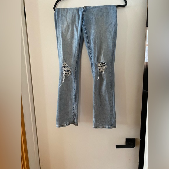 Levi’s Jeans - Picture 1 of 4